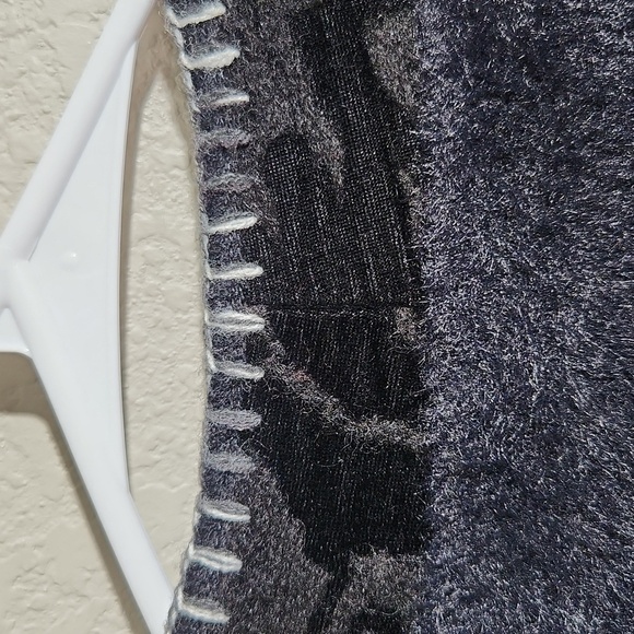 Rain + Rose Cardigan Vest Womens Size M Western Flowers Black Long Wool Blend - Picture 7 of 11